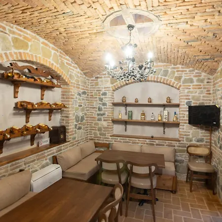 Moonlight Serenade - Entire For Families And Groups Villa Korce